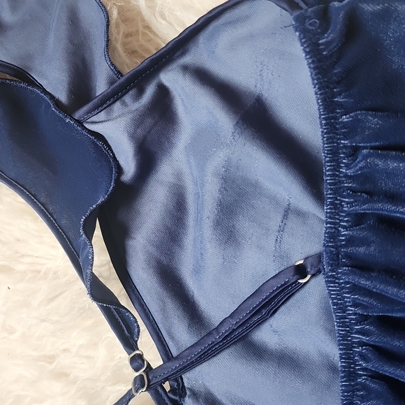 Victoria's Secret Navy Blue Velour Ruffle Trim Romper XS - Picture 12 of 12